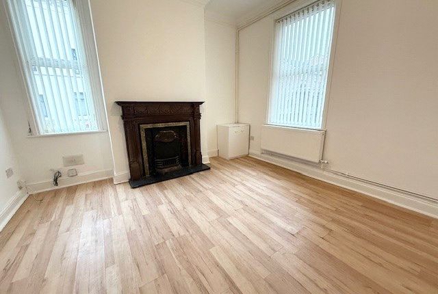 Ground Floor Flat, 2, Chapel Street, Merseyside photo 4