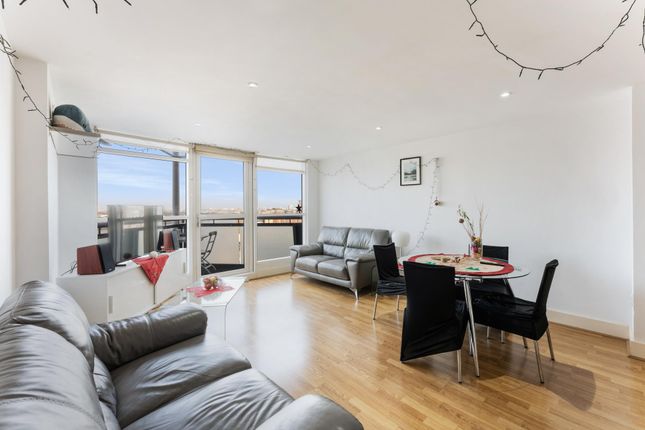 Thumbnail Flat for sale in Orion Point, Canary Wharf, London