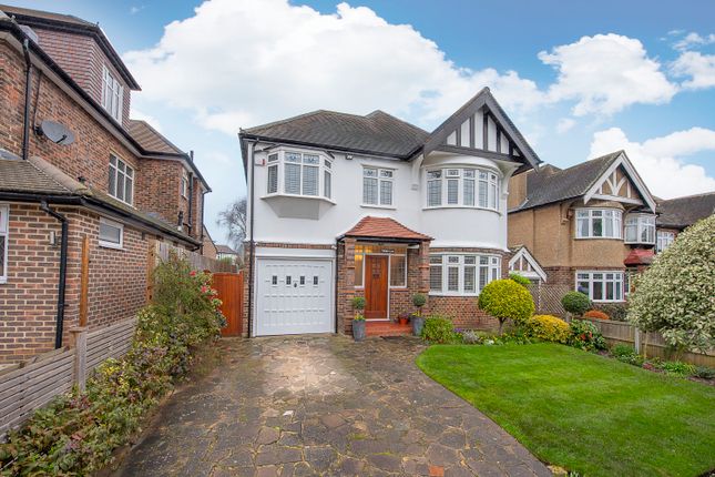 Thumbnail Detached house for sale in Pine Walk, Surbiton