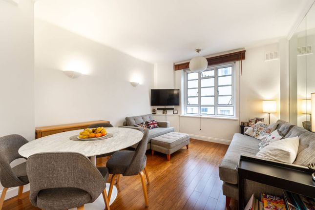 Flat for sale in Hatherley Grove, Westbourne Grove, London