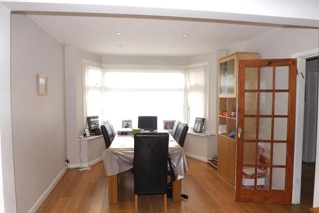 3 Bedroom Semidetached House For Sale In The Chase Edgware Ha8