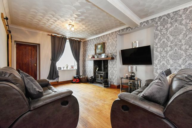5, Williams Terrace, TREHARRIS photo 4