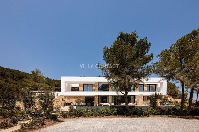 Villa for sale in Santa Eulària Des Riu, Illes Balears, Spain