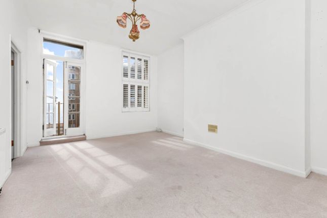 Victoria Terrace, Hove photo 3