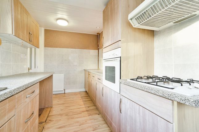 3, Moorland Crescent, Ilkley photo 3