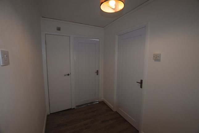 127, Rant Meadow, Hemel Hempstead photo 2
