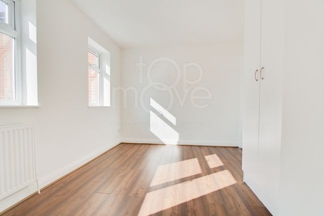 Meopham Road, Mitcham photo 4