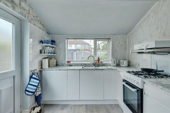 4, Robin Hood Lane, Frodsham photo 4