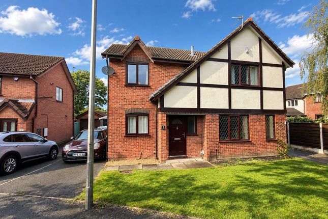 2-bed house on 4 Delaford Close, Stockport, £225,000