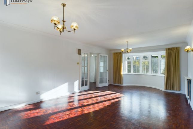 147 Northey Avenue, Sutton photo 4