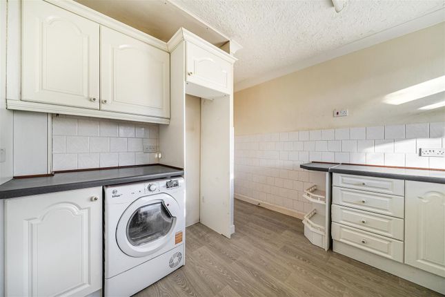 6, Dragons Hill Court, Bristol photo 4