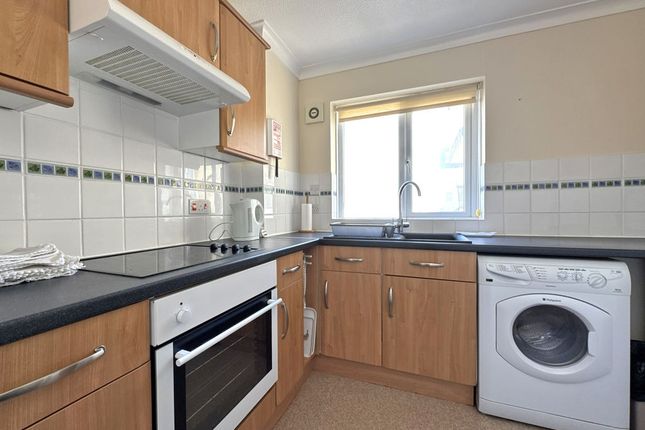 4, Western Court, Sidmouth photo 3