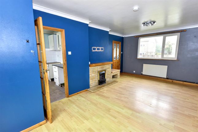 4, Trethern Close, Camborne photo 3