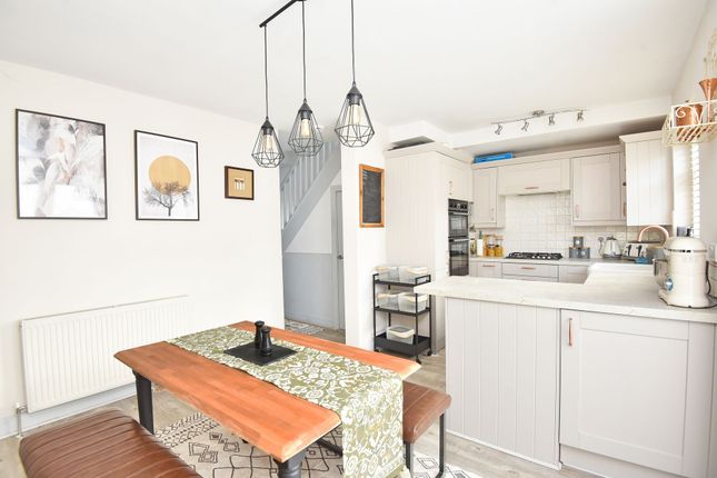 12 Harlow Park Road, Harrogate photo 3