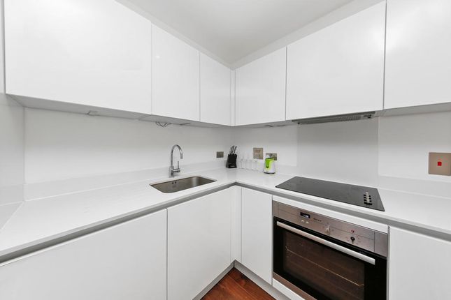 Flat 1, London photo 3