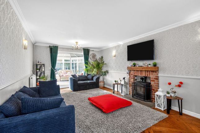 8, Greenacres Drive, Boston photo 2