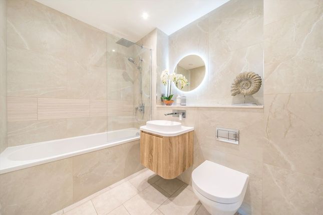 11 Spice Court, Ivory Square, London photo 4