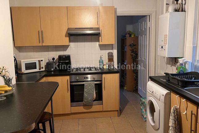 2, Moy Road, Cardiff photo 3