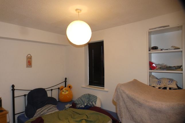 Flat 14c Chiswell Court, Sandown Road, Watford photo 3