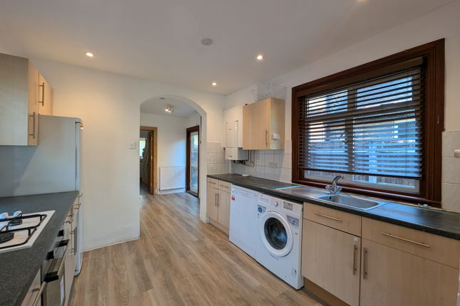 224, Whitton Road, Twickenham photo 4