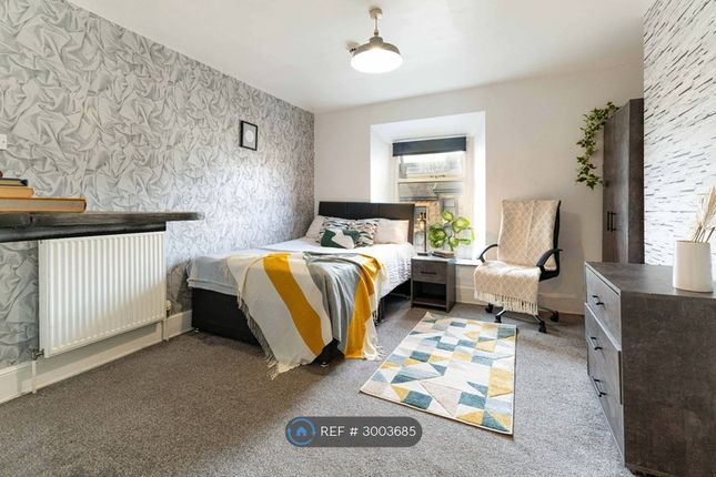 1-bed house on Fairfield Road, Buxton, £595/mo