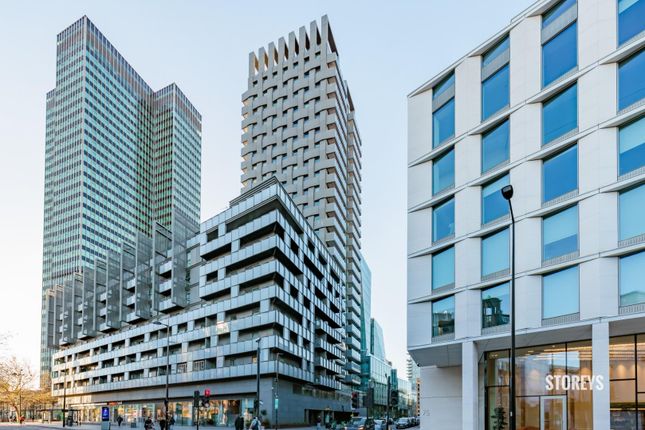 Flat to rent in The Triton Building, Brock Street, London