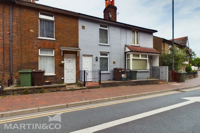 Terraced house to rent in Victoria Road, Tunbridge Wells