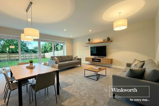 Fairway View Close, Ferndown photo 3
