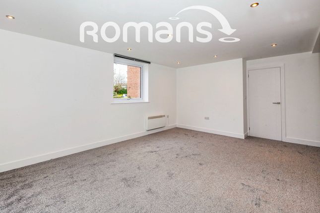 9, Troon Court, Ascot photo 4