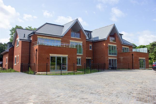 Thumbnail Penthouse for sale in 41 Shenfield Road, Shenfield, Brentwood