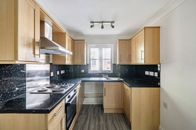 7, Samuel Court, Somerset photo 4