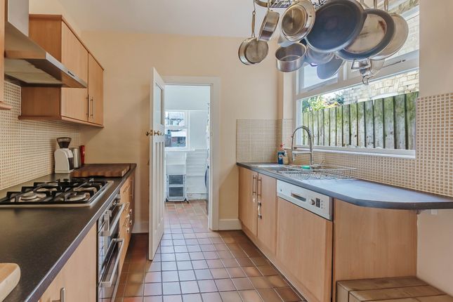 Terraced house for sale in Thoday Street, Cambridge