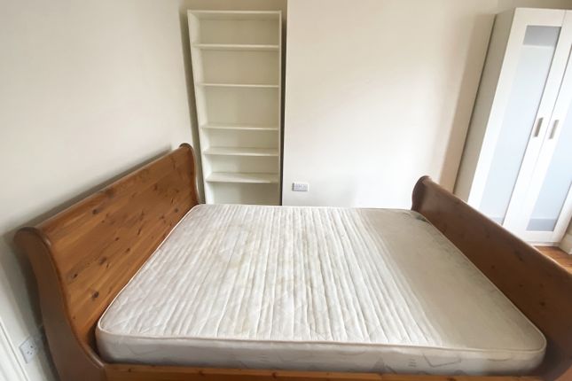 66 Davenport Avenue, Manchester photo 3