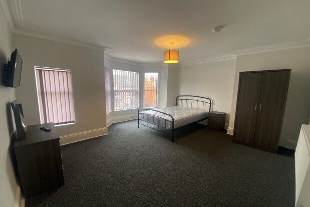 Thumbnail Room to rent in Highgate Road, Walsall