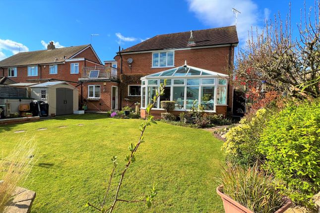 Detached house for sale in Dowles Close, Selly Oak Bvt, Birmingham