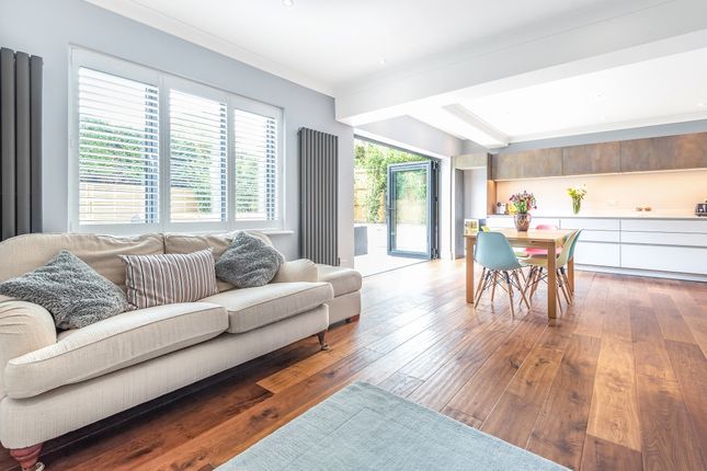 9, Littleheath Lane, Cobham photo 4