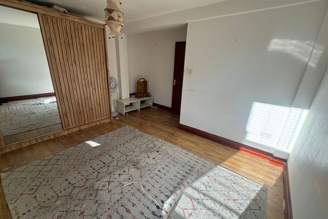 1 Bed Flat To Rent Bethnal Green Road, London E2