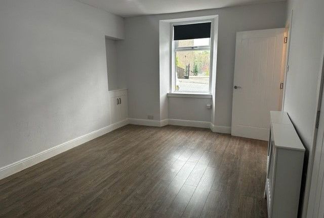 101 Wood Street, Galashiels photo 3