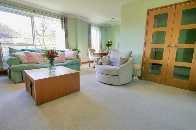 7, Norwich Court, Pevensey Garden, Worthing photo 4