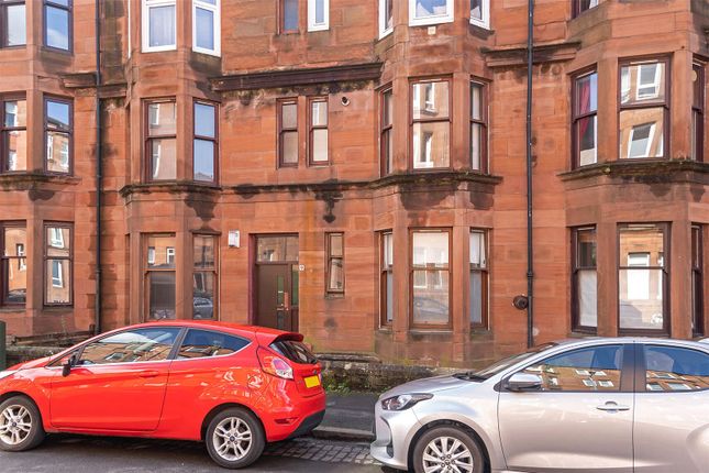Thumbnail Flat for sale in Kennoway Drive, Thornwood, Glasgow
