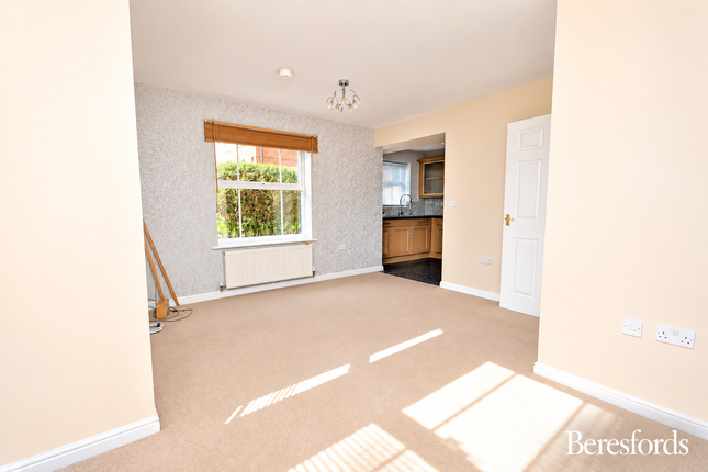 7, Chadwick Drive, Braintree photo 3