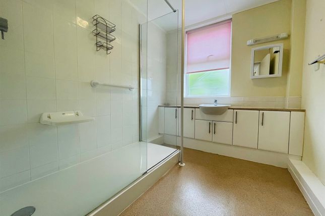 Flat 6 Devonshire Court, Howdon Road, Leicester photo 4