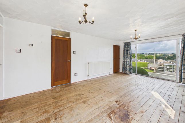23, Gosforth Drive, Dronfield photo 3