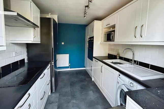 54, East Lodge Road, Ashford photo 3