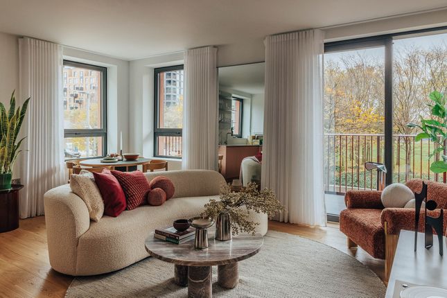 PARKVIEW, East Parkside, London photo 3