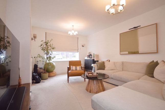111 Minerva Way, Beaconsfield photo 2