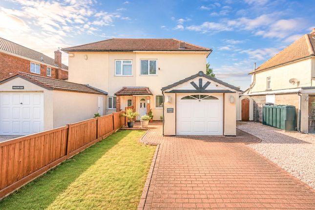 2-bed house on Galley Cottage, Hawthorn Corner, HERNE BAY, £285,000