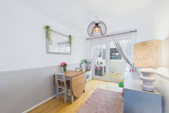 6 Wakefield Way, Bognor Regis photo 4