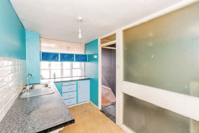 Flat 175, Wyndham Court, Commercial Road, Southampton photo 4