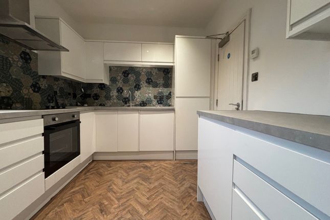 90A, Salisbury Road, Cardiff photo 2